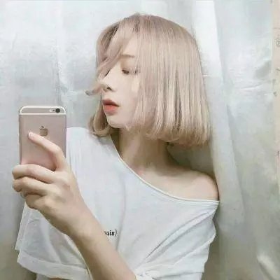 是！老板